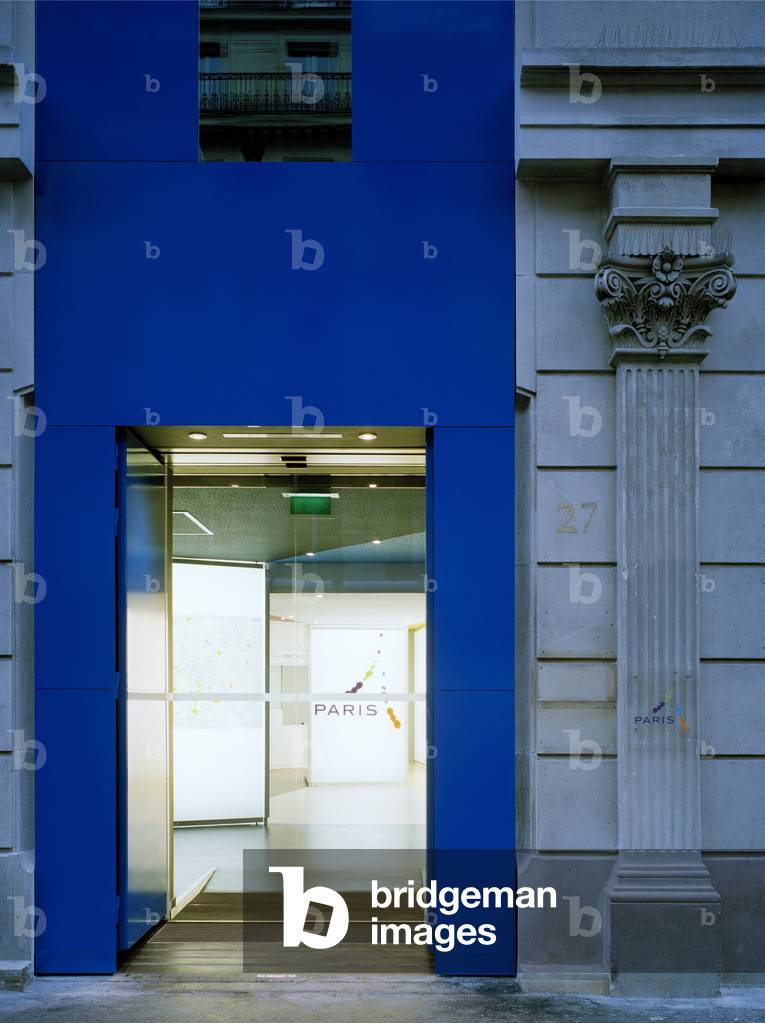 L'office du tourisme, 25 rue des Pyramides, Paris 1. Architect Christian Biecher, 2004.