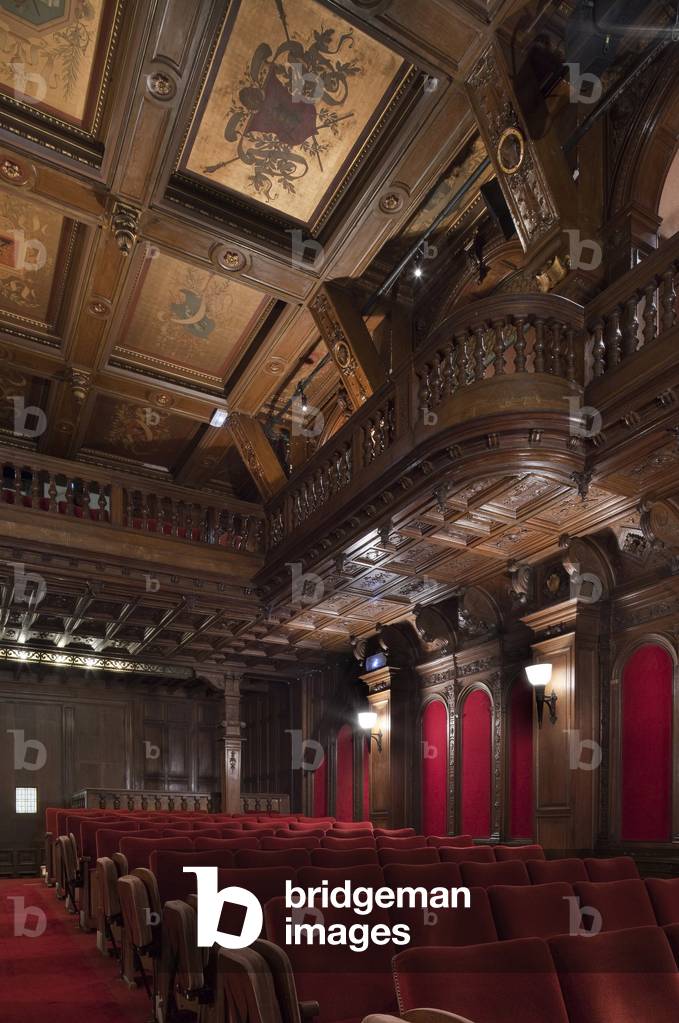 The theatre Le Ranelagh in the sixteenth in Paris, 5 rue des Vignes, 75016 Paris, France. Architecture of 1894. Photography 07/09/09. In 1755, Alexandre Jean Joseph Le Riche de La Poupliniere, a farmer general under the rule of Louis XV, had a theatre built in his domain of Boulainvilliers at the end of the allee of his castle. In 1815, the gardens of the property were particularly devasted by the English according to the sources required in the Historical, Topographic and Military Dictionary of 1838. Mr. Cabal, notary, sold the estate in 1826 to speculators who traced a new district called Boulainvilliers instead of the estate. Louis Mors, the famous car builder, acquired a large part of this plot, on which he had a theatre built in 1894 at the location of the Salon de Musique de la Poupliniere.