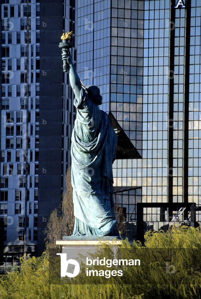 The statue of Liberte in front of the Seine Front, Paris 16th. Sculpture by Augustus Bartholdi (1834-1904), 1889.