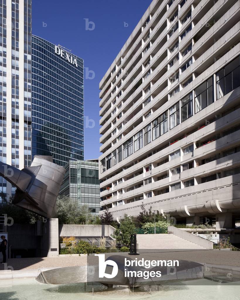 Vision 80, 1,2,4 place des refllets/3,5 terrasse Bellini - Courbevoie, 1973 - Jean-Pierre Jouve, Andre Frischlander, Charles Mamfredos (c) Luc Boegly/Frischlander Andre Jouve Jean-Pierre Mamfredos Charles /Artedia/Leemage