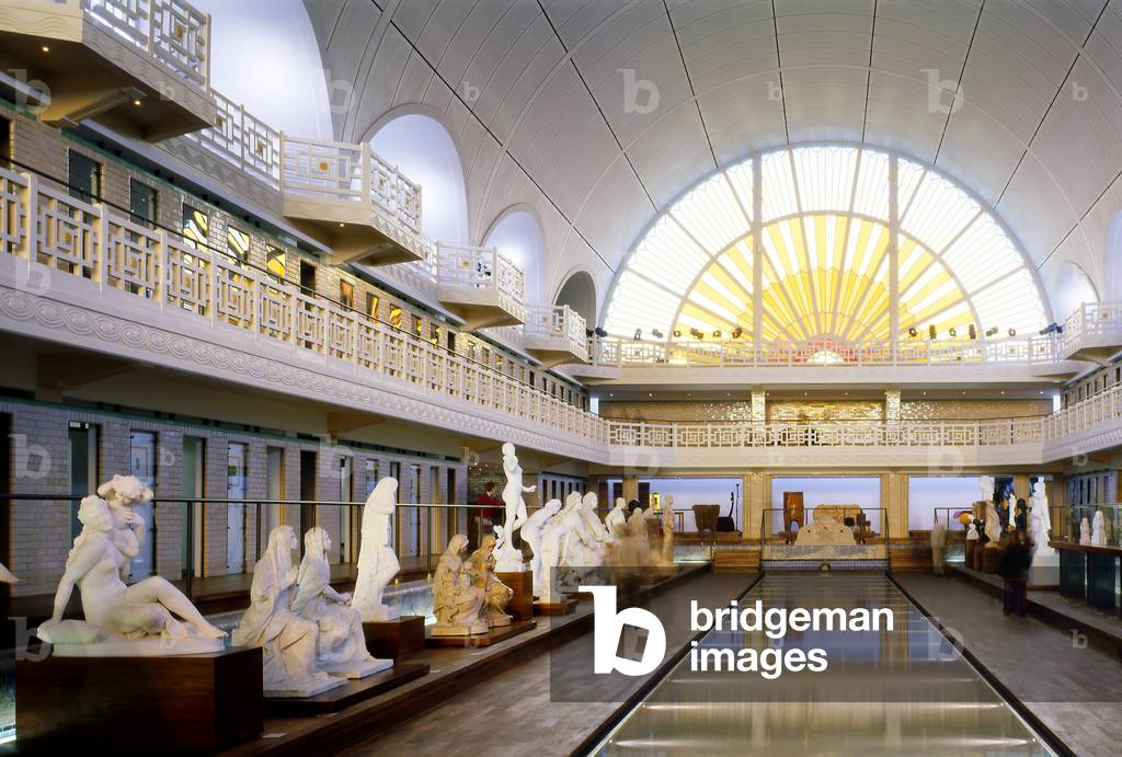 Musee d'art et d'industrie in Roubaix (Nord). Realisation 2001, architect Jean Paul Philippon. Photography 2001.