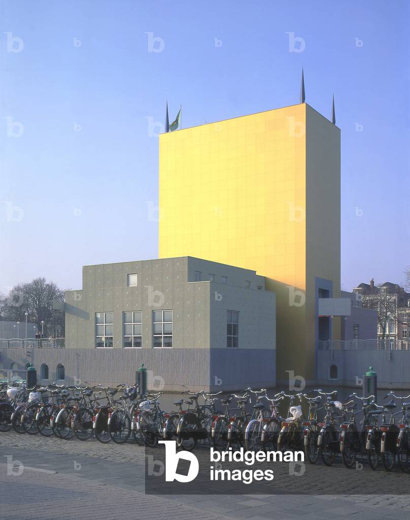 Museum of Design in Groningen, Netherlands. Architects: Alessandro Mendini, Michele de Lucchi, Coop Himmelblau and Philippe Starck, 1985-1995. Photography 1995