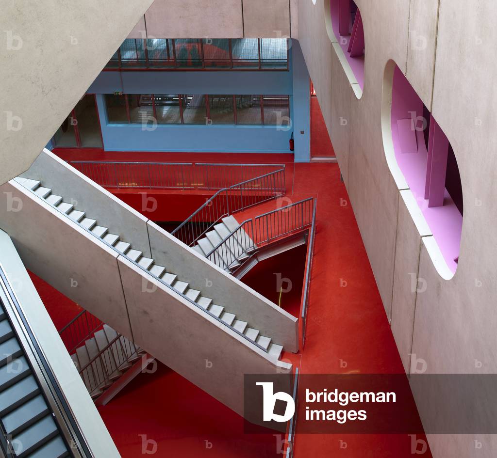 L'Atrium de Jussieu, Pole scientifique, Paris 5th arrondissement. Architects Peripheriques, Anne Francoise Jumeau and Emmanuelle Marin and David Trottin, 2002- 2006.