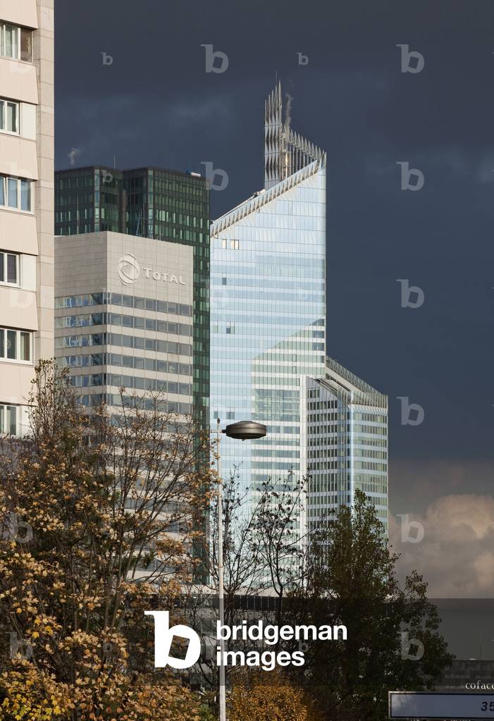 First a Courbevoie Tower, the former Axa Tower, is the tallest building in France. inaugurated in May 2011, it surpasses the Montparnasse Tower by 21 metres. Today it is the greenest building, very energy-saving, symbol of the renewal of the Defense. 1, 2 place des Saisons - Courbevoie, 2011 - Kohn Pedersen Fox Associates, SRA Architectes (c) Luc Boegly/Kohn Pedersen Fox Associates SRA Architects /Artedia/Leemage