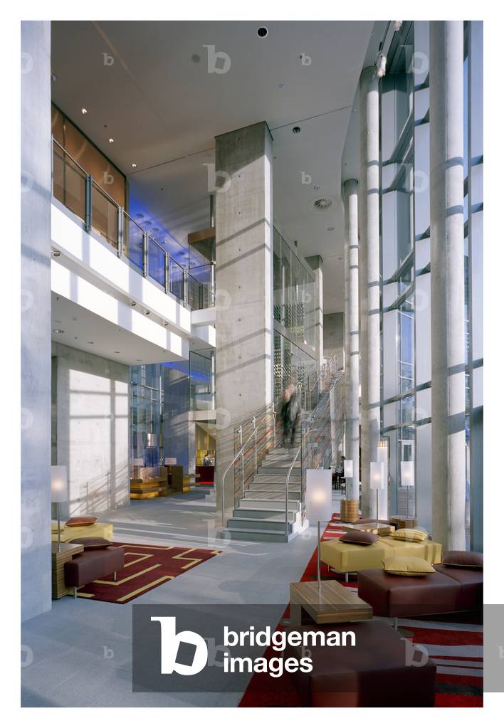 Hotel Radisson SAS Frankfurt, Germany. Architecture by John Seifert, Adam D. Tihany and Matteo Thun, 2005. Hotel Radisson SAS Frankfurt is designed by John Seifert architects as well as Adam D. Tihany and Matteo Thun for interior architecture. Photography 02/03/06