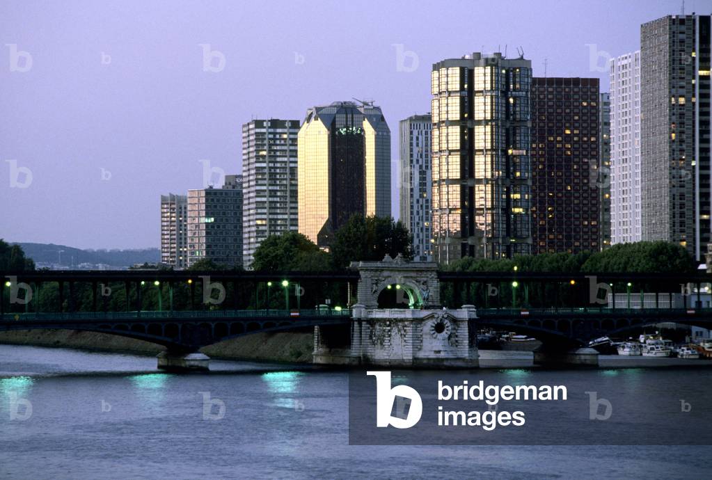 Front de Seine Paris 15th arrondissement.