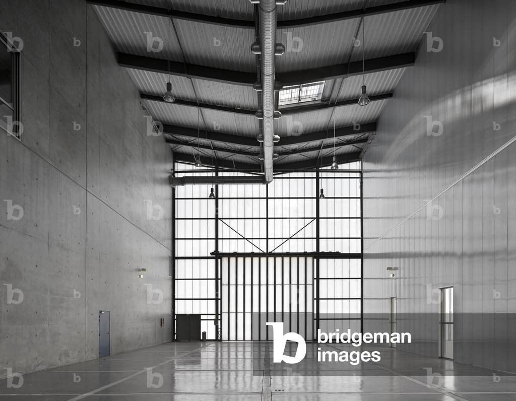 La Cité de la voile Eric Tabarly, Keroman underwater base in Lorient (Morbihan). Architect Jasques Ferrier, 2008. Photography 21/09/07.