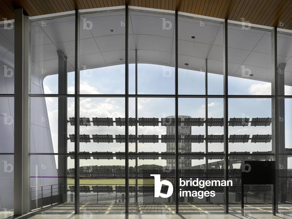 La Cité de la voile Eric Tabarly, Keroman underwater base in Lorient (Morbihan). Architect Jasques Ferrier, 2008. Photography 21/09/07.