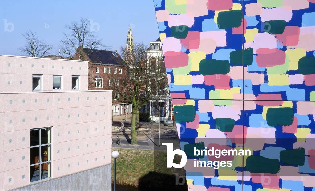 Museum of Design in Groningen, Netherlands. Architects: Alessandro Mendini, Michele de Lucchi, Coop Himmelblau and Philippe Starck, 1985-1995. Photography 1995