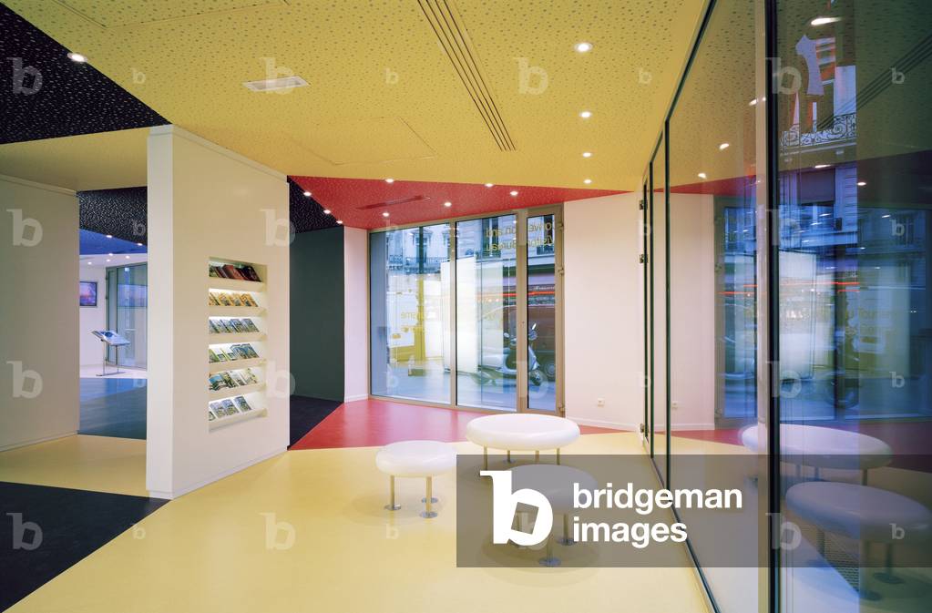 L'office du tourisme, 25 rue des Pyramides, Paris 1. Architect Christian Biecher, 2004.