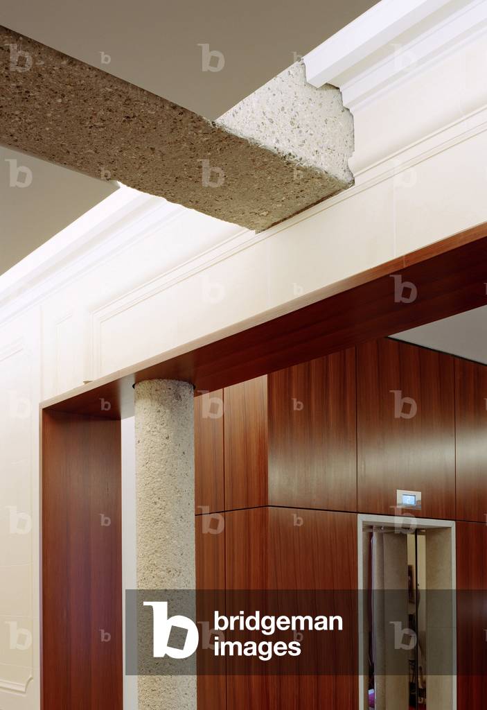 L'hotel de Sers, 41 Avenue Pierre Premier de Serbian, Paris 8, France. Architecture by Vidalenc Architects, 2004.