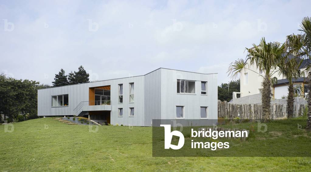 La Maison 265 in Langueux, Cotes d'Armor, Brittany, France. Architecture of Nunc architects, Valerie Huicq, Veronique Stephan and Pierre Beout, 2005. Photography 10/08/06