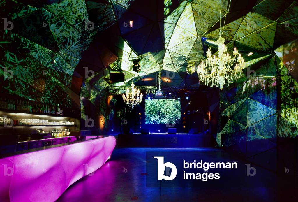 Le Nouveau Casino, Rue Oberkampf, Paris 11. Peripheral architecture, 2001.