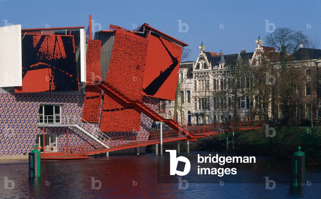 Museum of Design in Groningen, Netherlands. Architects: Alessandro Mendini, Michele de Lucchi, Coop Himmelblau and Philippe Starck, 1985-1995. Photography 1995
