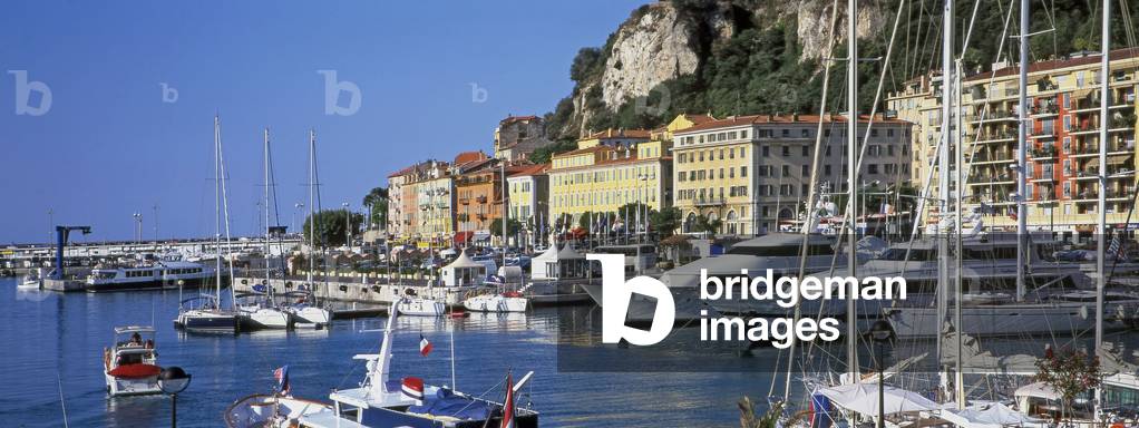 The marina in Nice (Alpes Maritimes).