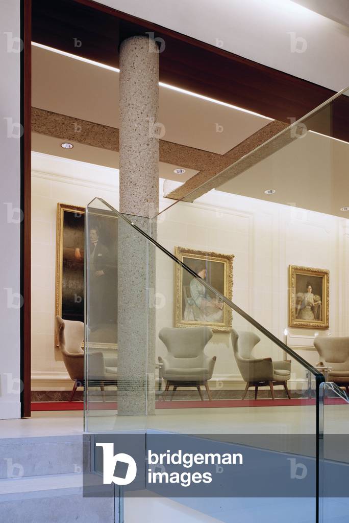 L'hotel de Sers, 41 Avenue Pierre Premier de Serbian, Paris 8, France. Architecture by Vidalenc Architects, 2004.