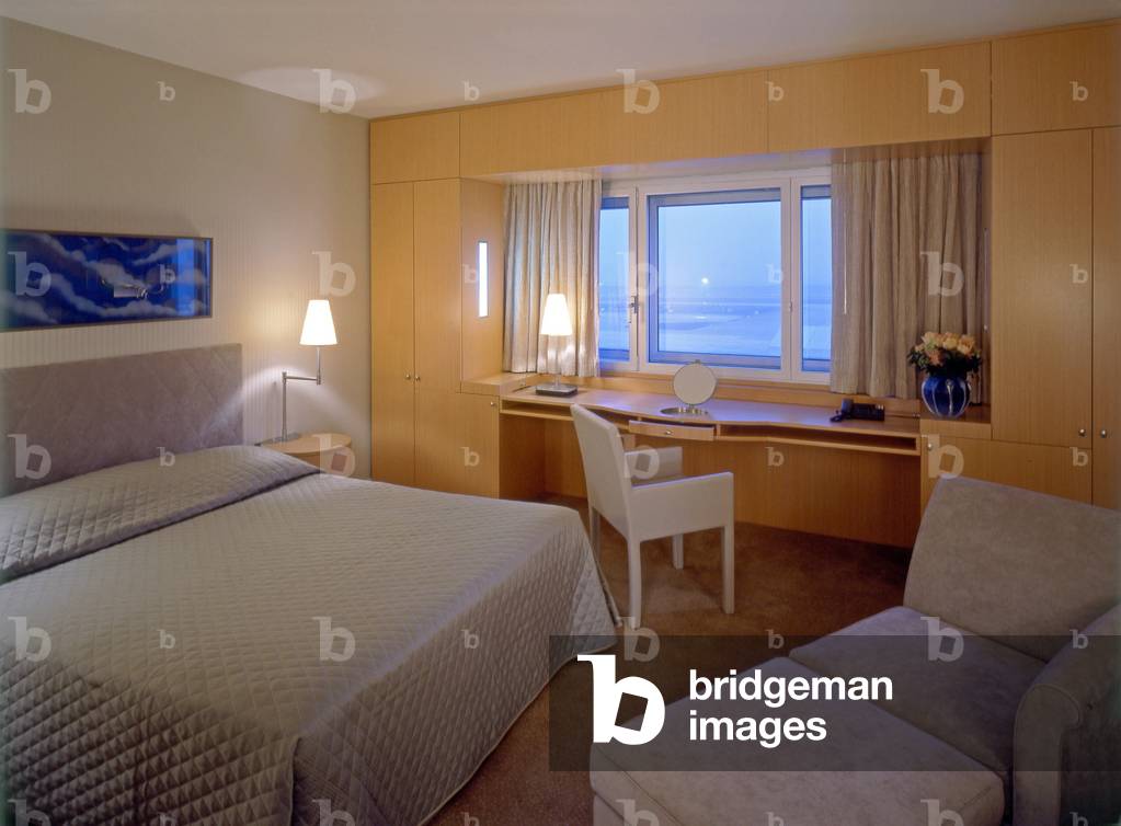 Sheraton Hotel Roissy in France. Architecture by Andree Putman, 1996. Photography 10/01/2006.