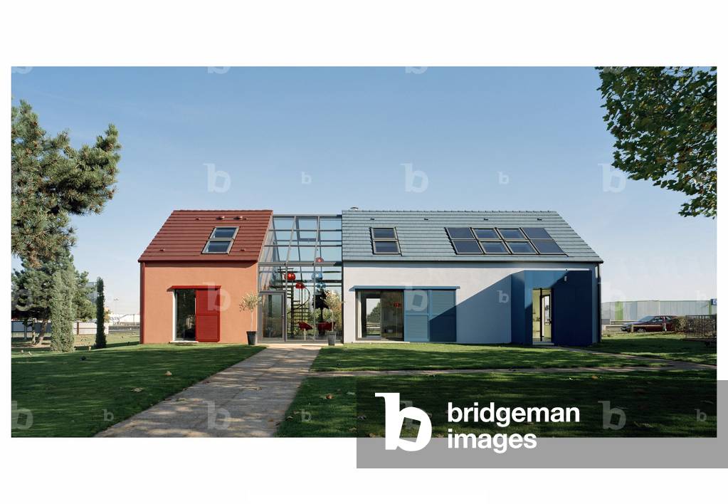Prototype of the new house Phenix “” Phenix Concept House”” located at Domexpo de Meaux, (ile de France) by Jacques Ferrier, built in 2005 photo taken in 2005 (photo)