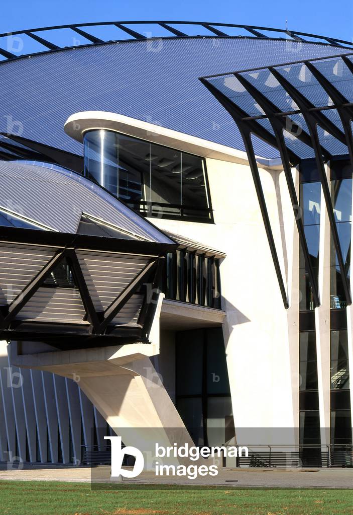 TGV station at Lyon Saint Exupery airport. Architecture of Santiago Calatrava, 1989-1994. Photography 1994