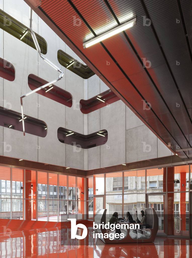 L'Atrium, Universitite Pierre et Marie Curie, Jussieu, Paris 6th Arrondissement.Peripheriques Architectes, Anne Francoise Jumeau, Emmanuelle Marin, David Trottin, 2002-2006.