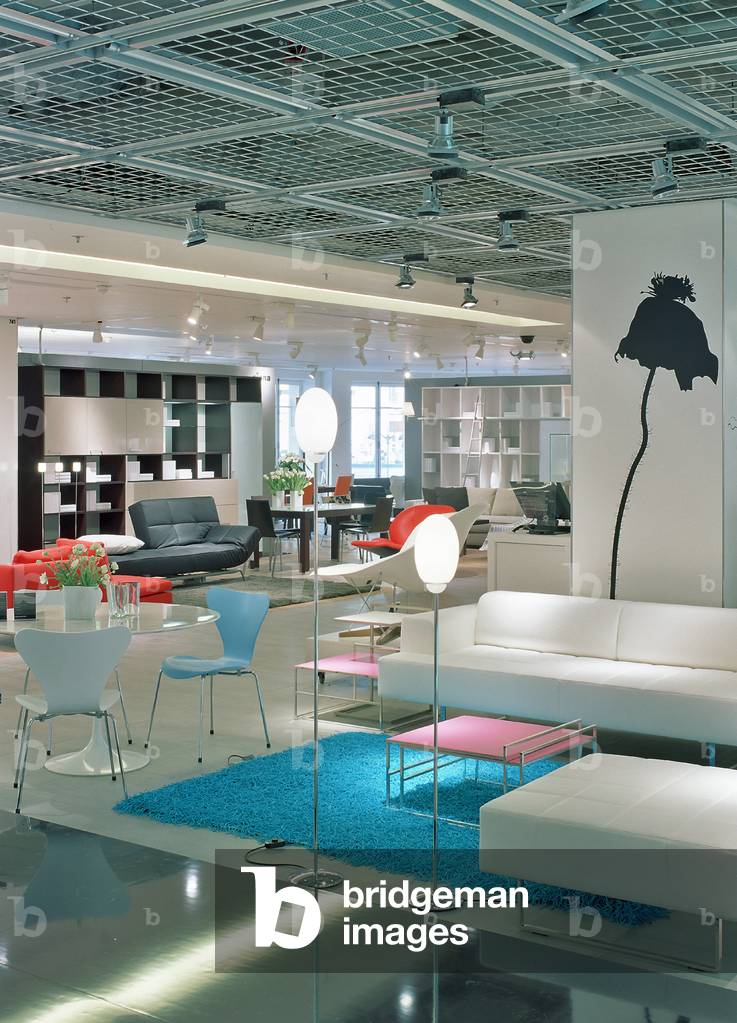 Les Galeries Lafayette, 40 Boulevard Haussmann, Paris 9. Architecture by Jean-Jacques Ory, Saguez and Partners.