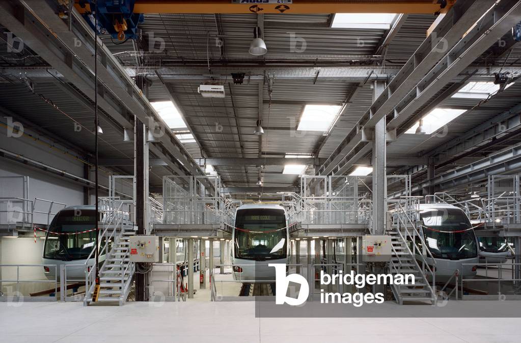 The warehouse of the Tramways of Valenciennes, Nord, Nord Pas De Calais. Architecture by Jacques Ferrier, 1999-2006. Photography 09/03/07