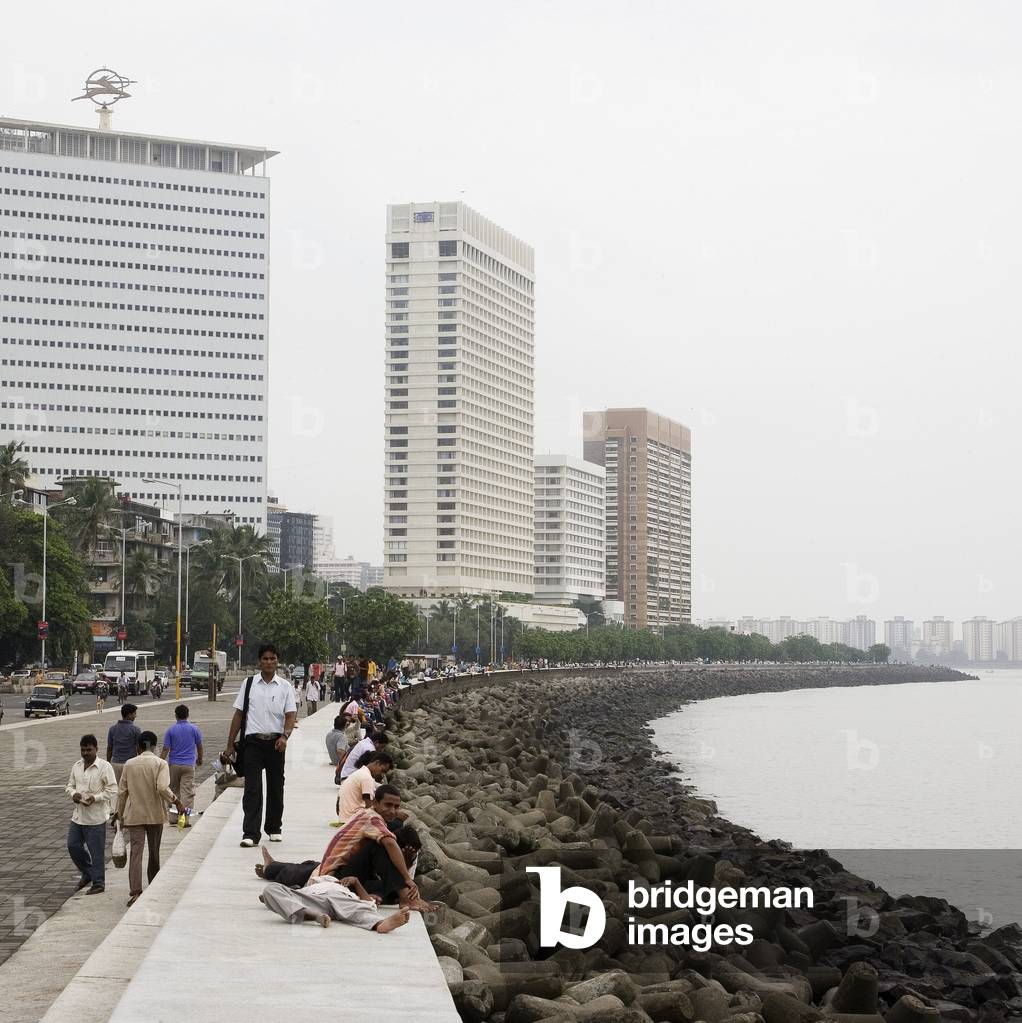 Mumbai (Bombay), India. Photograph 10/10/07.