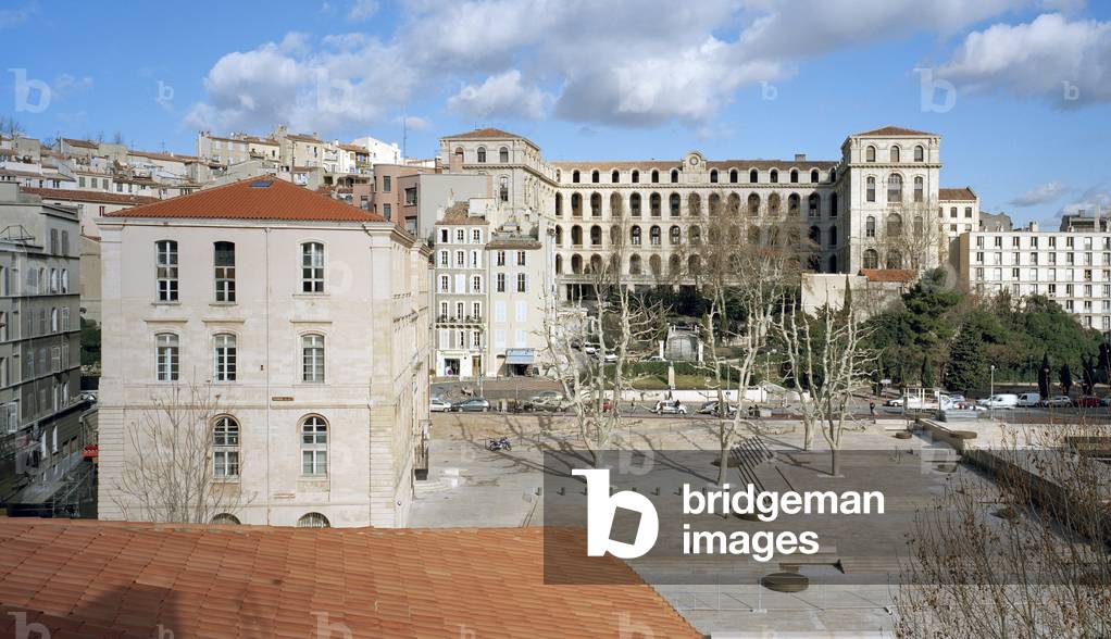 The extension of the town hall of Marseille (Bouches du Rhone). Architect Franck Hammoutene, 2006.