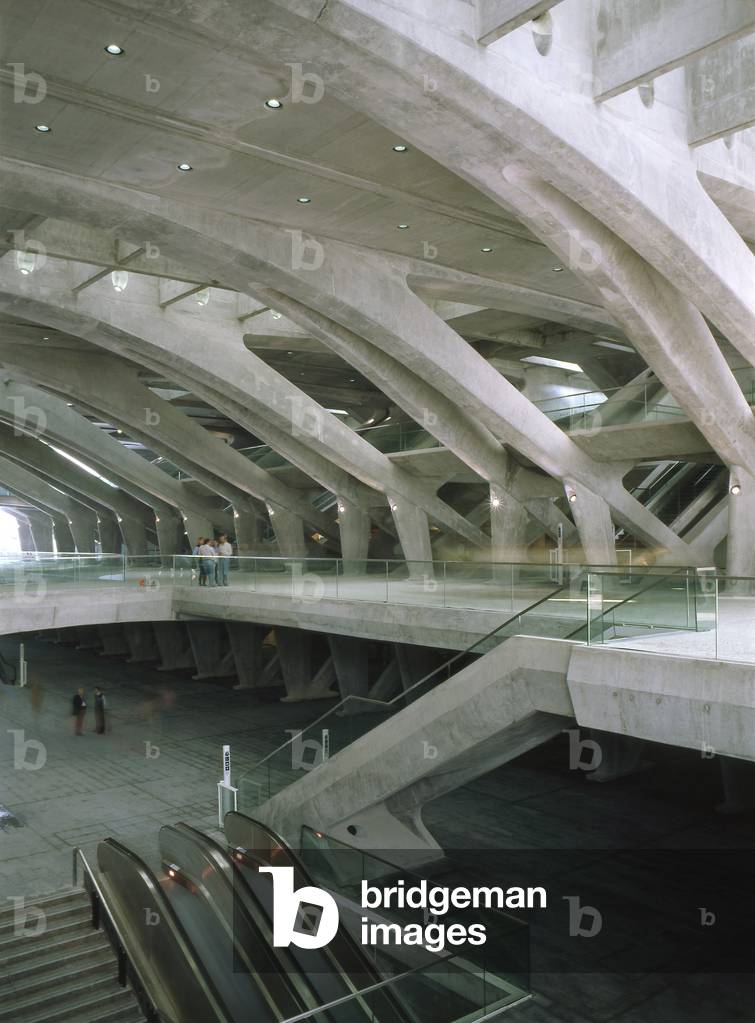 Orient train station in Lisbon (Portugal). Architecture of Santiago Calatrava, 1993-1998. Photography 1998.