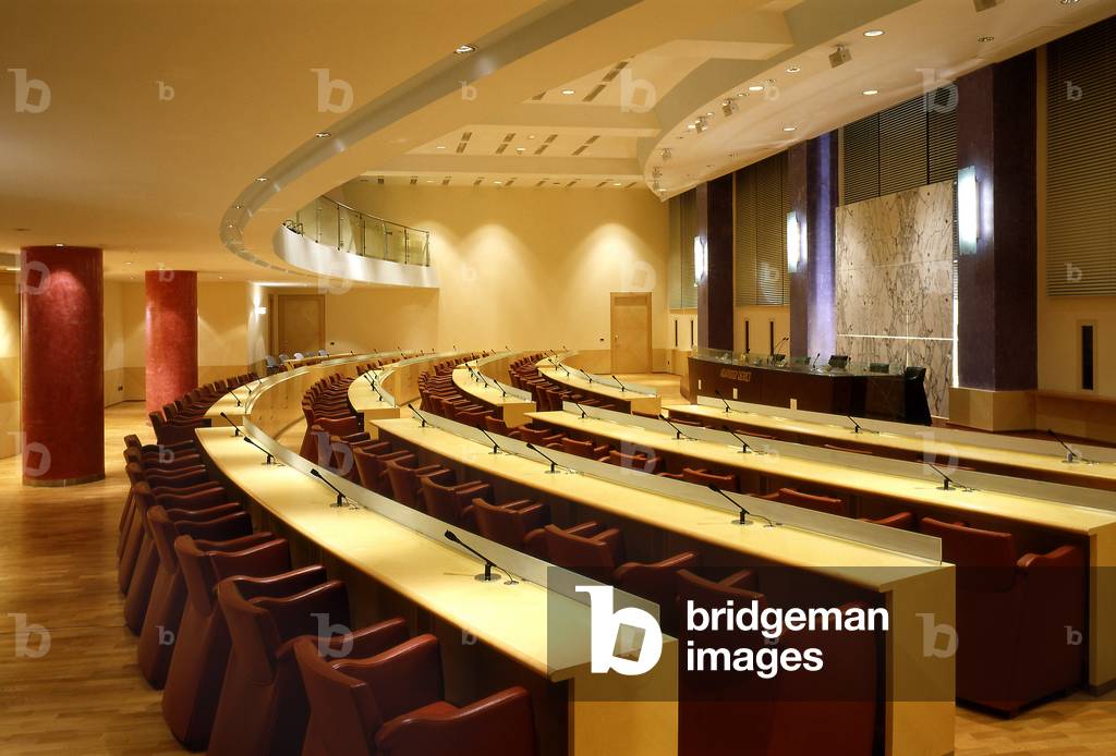 Offices of the District de Montpellier, Herault, Languedoc-Roussillon (Languedoc Roussillon), France. Architecture of Studio Naco, 1993