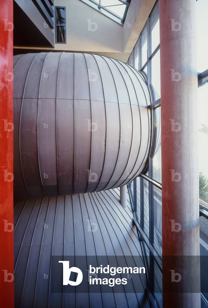 Zinc siding. Detail of the interior of the University of Law and Economics in Limoges (Upper Vienna) by Massimiliano Fuksas, 1996.