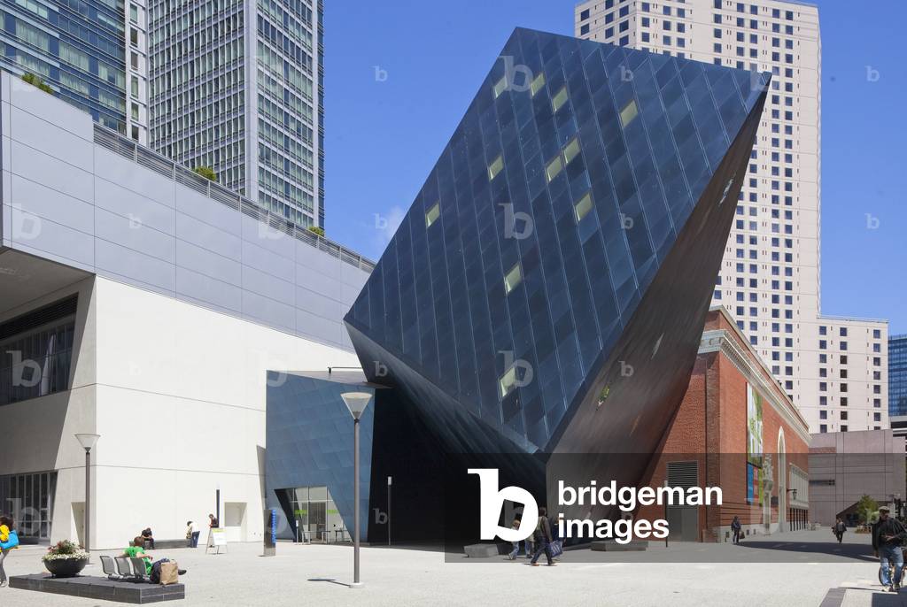 The Contemporary Jewish Museum, Mission St, Yerba Buena in San Francisco, California (United States). Realisation 2008, architect Daniel Libeskind. Photo 17/08/09.