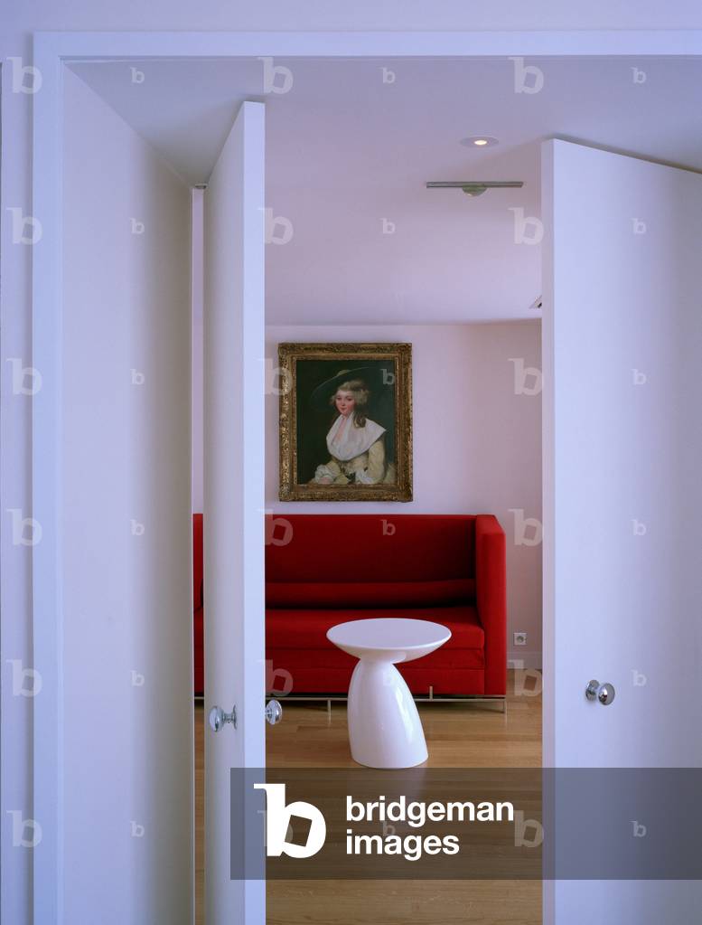 L'hotel de Sers, 41 Avenue Pierre Premier de Serbian, Paris 8, France. Architecture by Vidalenc Architects, 2004.