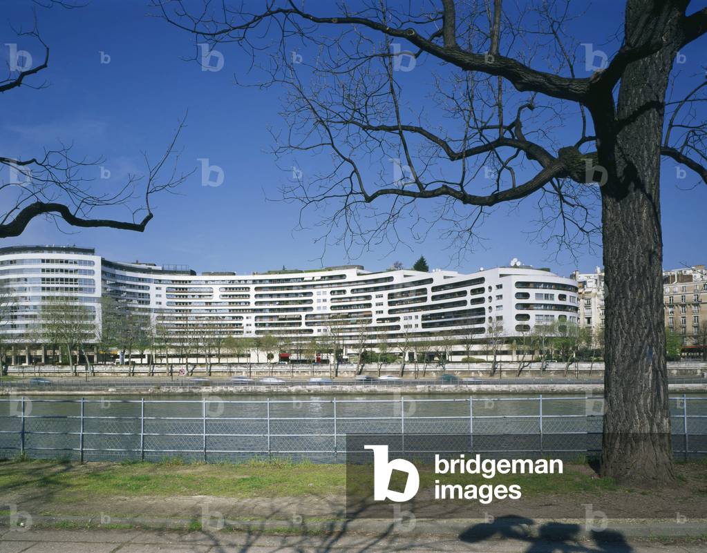 Passy view from the Ile des Cygnes in Paris 16th arrondissement.