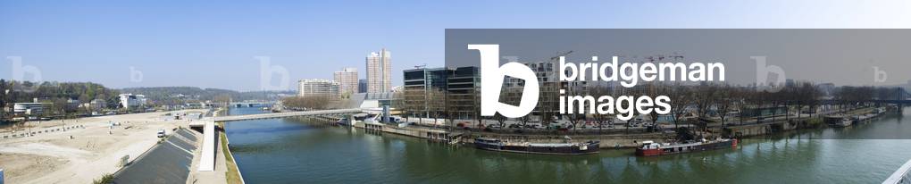 Panoramic view of the Ile Seguin Rive de Seine project in Boulogne Billancourt (Hauts de Seine). Construction site. Photography 05/04/09.