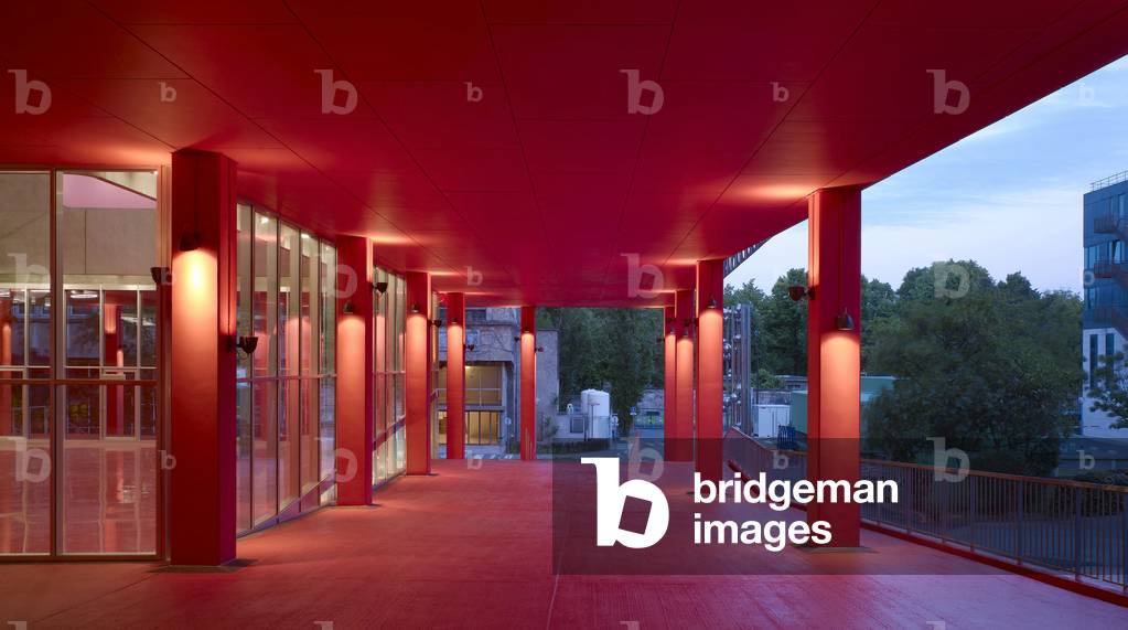 L'Atrium de Jussieu, Pole scientifique, Paris 5th arrondissement. Architects Peripheriques, Anne Francoise Jumeau and Emmanuelle Marin and David Trottin, 2002- 2006.