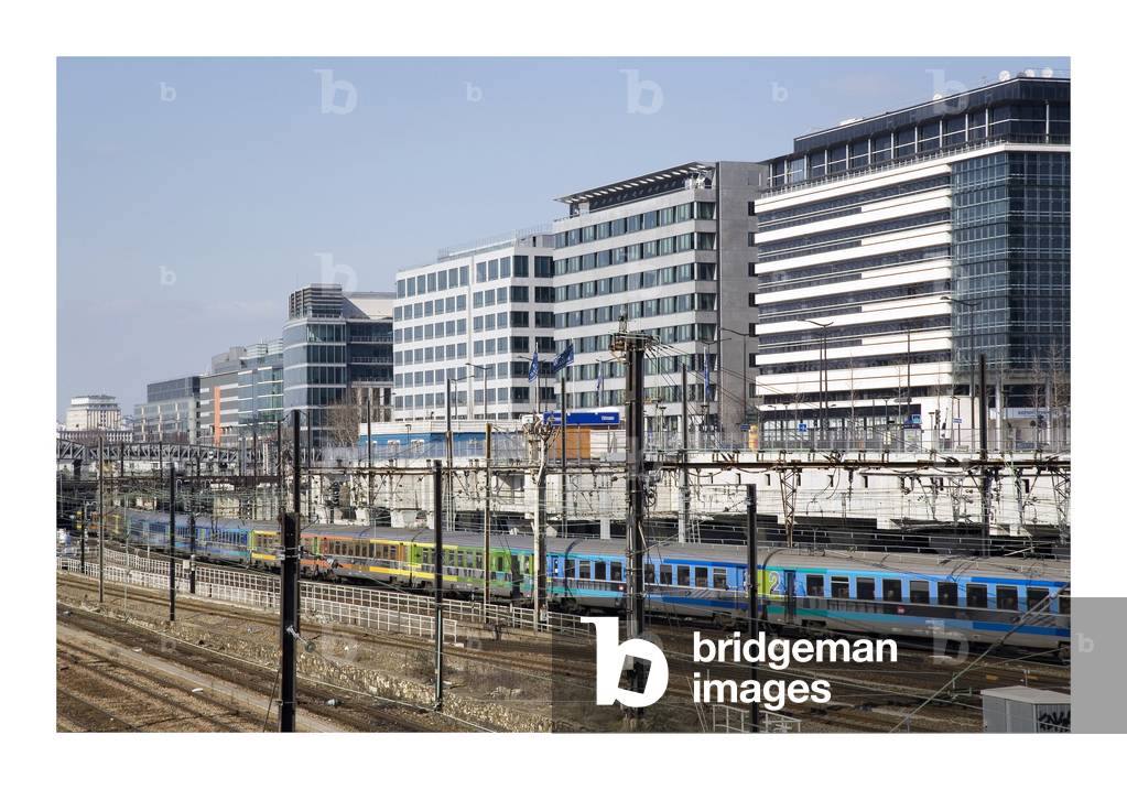 The avenue de France can be seen from the railway lines of the Gare d'Austerlitz, Paris 75013. Photography 15/03/06.