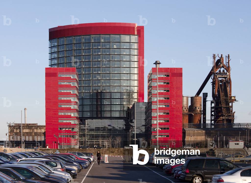 Banque Internationale Dexia (Dexia BIL Headquarters) in Esch-sur-Alzette (Esch sur Alzette), Luxembourg. Architecture by Claude Vasconi, 2006-2009