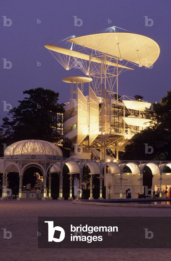 The Tours of Liberte in the Tuilleries Garden in Paris. Architecture by Jean Marie Hennin and Nicolas Normie, 1989.
