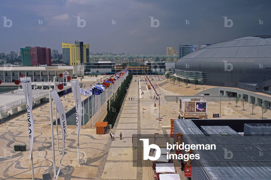 The pavilion of Utopia at the Universal Exhibition of Lisbon (Portugal), 1998.Architects SOM Skidmore Owings & Merrill.
