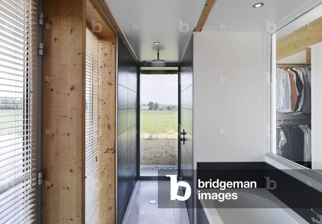 House “” Chaume 01”” in Bourg Achard (Bourg-Achard) in Haute-Normandie (Haute Normandie), France. Architecture of CO-BE Architecture and Landscape, 2007. Photography 10/06/07