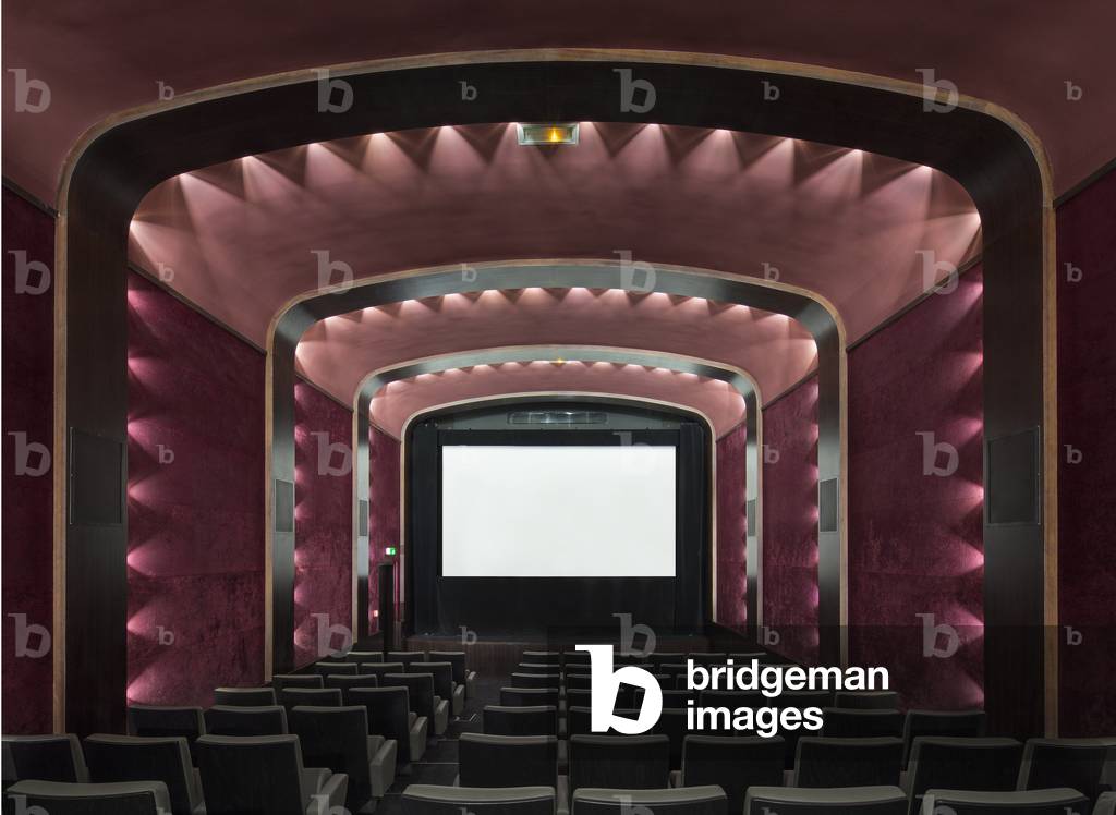 Le Louxor, cinema, Paris, 2013 (photo)