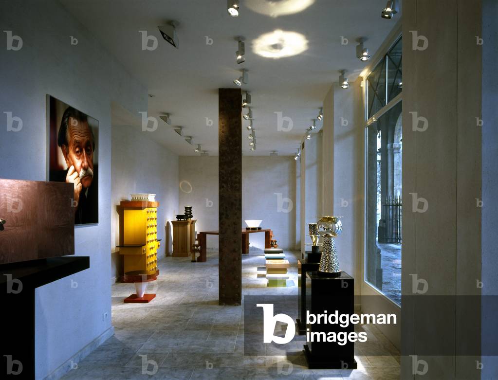 Galerie Yves Gastou, rue Bonaparte, Paris 75006. Architecture by Ettore Sottsasss.