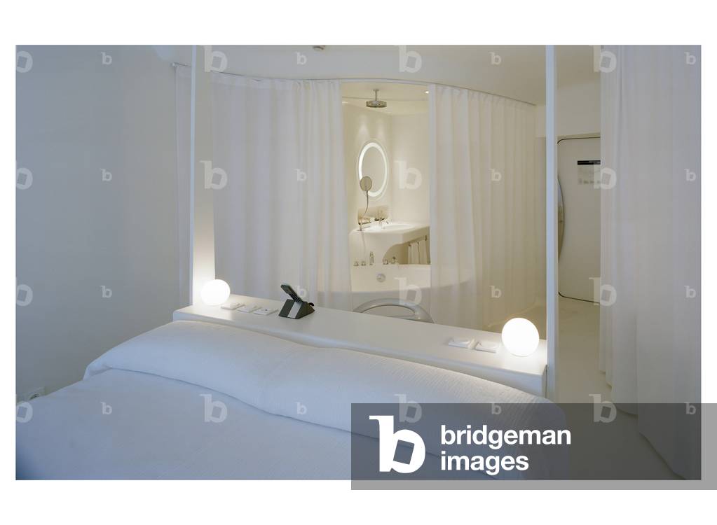 A room signed by Kathryn Findlay inside the hotel Puerta America, 41 Avenida America in Madrid, Spain. Architecture 2005. Photography 13/09/05