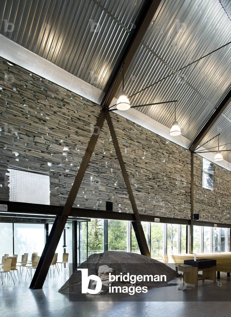 Mortensrud Church in Oslo (Norway). Architect Jensen/Skodvin Architecs, 2002.