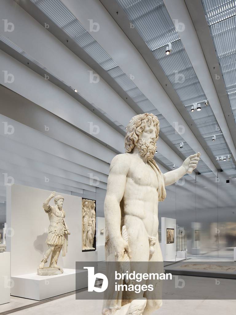 Greek, Etruscan and Roman Antiquities at the Galerie du Temps du Musee du Louvre-Lens - 2012, Kazuyo Sejima and Ryue Nishizawa - Sanaa Agency -