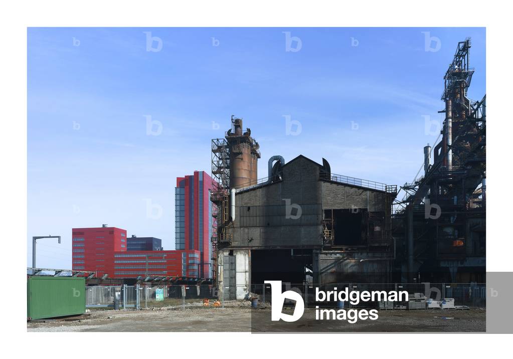 Banque Internationale Dexia (Dexia BIL Headquarters) in Esch-sur-Alzette (Esch sur Alzette), Luxembourg. Architecture by Claude Vasconi, 2006-2009