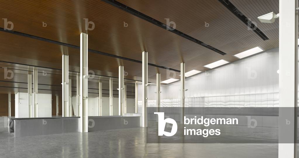 La Cité de la voile Eric Tabarly, Keroman underwater base in Lorient (Morbihan). Architect Jasques Ferrier, 2008. Photography 21/09/07.