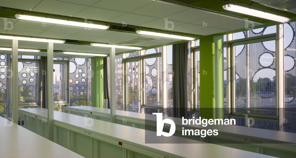 L'Atrium de Jussieu, Pole scientifique, Paris 5th arrondissement. Architects Peripheriques, Anne Francoise Jumeau and Emmanuelle Marin and David Trottin, 2002- 2006.