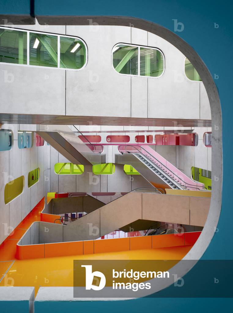 L'Atrium de Jussieu, Pole scientifique, Paris 5th arrondissement. Architects Peripheriques, Anne Francoise Jumeau and Emmanuelle Marin and David Trottin, 2002- 2006.